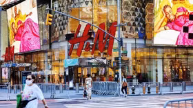 H&M đóng cửa 250 cửa hàng vào năm tới