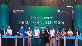 Trần Anh Group chính thức tổ chức lễ bàn giao sổ hồng dự án Trần Anh Riverside