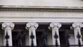 Rò rỉ tài liệu cho thấy nhiều ngân hàng lớn thực hiện giao dịch chuyển tiền bất hợp pháp