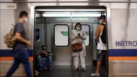 Brazil: Số ca nhiễm Covid-19 chạm ngưỡng gần 2 triệu người