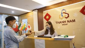 TĐ Thành Nam: Giá cổ phiếu rớt thảm, lãnh đạo TĐ Thành Nam đem hàng trăm tỷ đầu tư bên ngoài