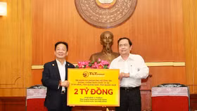 Bầu Hiển ủng hộ 6 tỷ đồng chung tay chống Covid-19 tại miền Trung