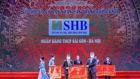 SHB tiếp tục được vinh danh Top 10 doanh nghiệp vốn hóa lớn có báo cáo thường niên tốt nhất