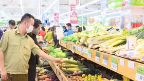 Hà Nội xử phạt hơn 10,8 tỷ đồng từ thanh tra thí điểm ATTP