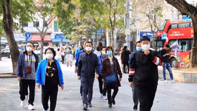 Hà Nội yêu cầu người dân đeo khẩu trang tại nơi công cộng