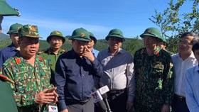 Triển khai mọi phương án để tiếp cận, cứu nạn những người còn sống sót