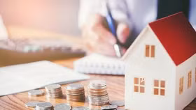 Lo sợ chịu nhiều rủi ro, tín dụng bất động sản lại bị siết chặt