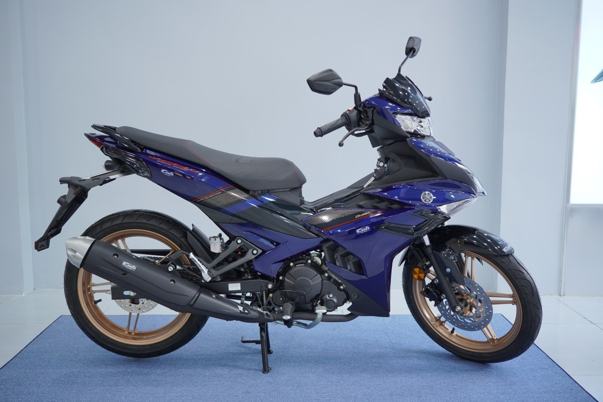 yamaha-y15zr-se-1.jpg