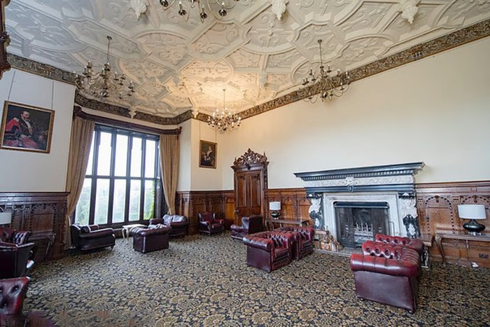 stoke-rochford-hall-4.jpg