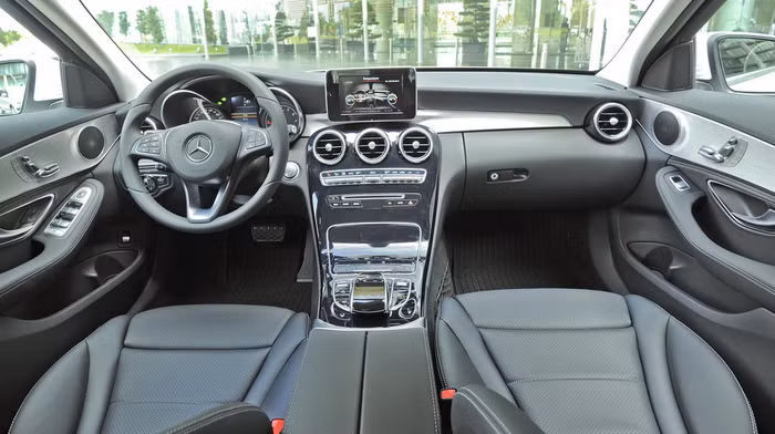 Chọn Audi A4 2016 hay Mercedes-Benz C200 2015? ảnh 17