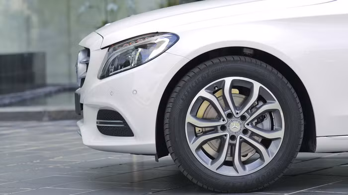 Chọn Audi A4 2016 hay Mercedes-Benz C200 2015? ảnh 8