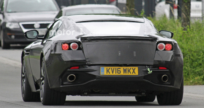 2018-aston-martin-vantage-spy-photo (5).jpg