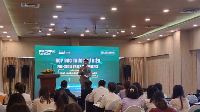 Toàn cảnh sự kiện