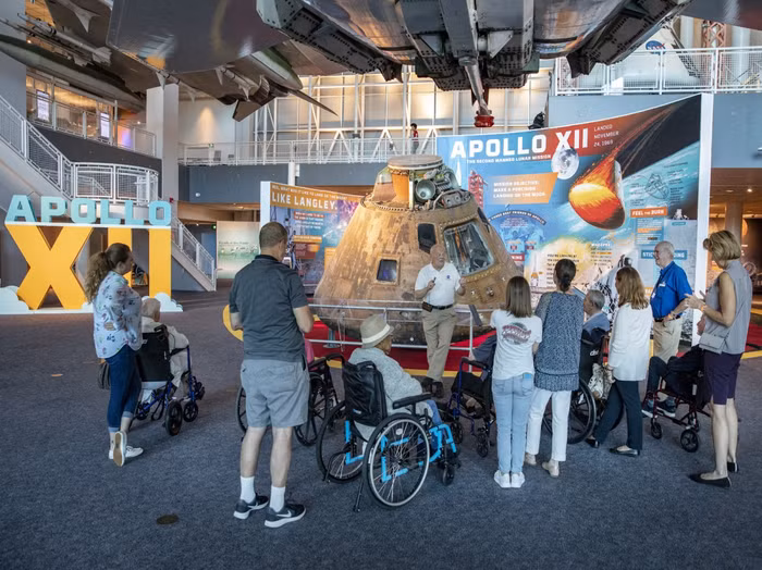 Du lịch an toàn: Ngồi nhà vẫn thăm thú các bảo tàng hot nhất thế giới - 9