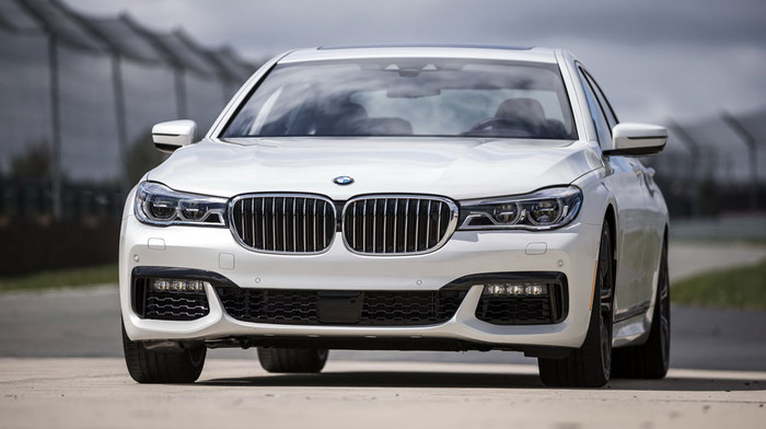 BMW 7-Series 2016 tại Việt Nam an toàn cỡ nào? ảnh 7 2016-BMW-7-Series-101.jpg