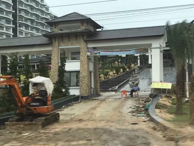 Hàng trăm dự án nghỉ dưỡng "bủa vây", hạ tầng giao thông Nha Trang quá tải ảnh 3