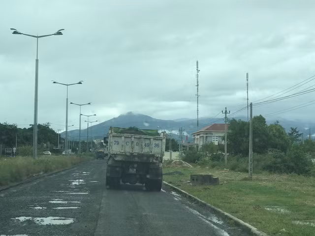 Hàng trăm dự án nghỉ dưỡng "bủa vây", hạ tầng giao thông Nha Trang quá tải ảnh 12