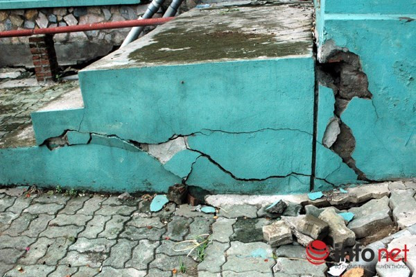 "Ghê răng" nhìn những tòa nhà tái định cư Hà Nội dọa sập ảnh 7