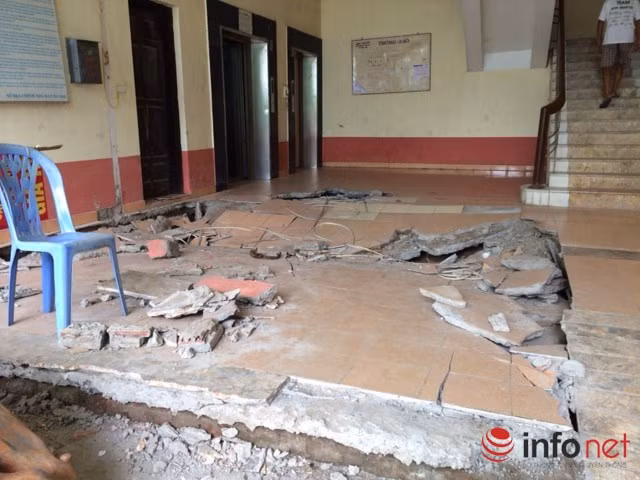 "Ghê răng" nhìn những tòa nhà tái định cư Hà Nội dọa sập ảnh 8