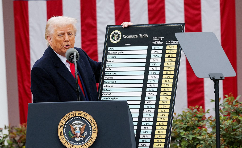 Tổng thống Trump ra “tối hậu thư”, doạ áp thuế 70% với một số quốc gia