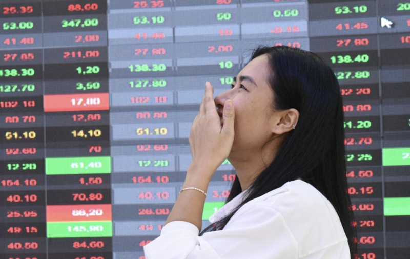Kịch bản thị trường chứng khoán tháng 3/2025, VN-Index có “trụ vững” mốc 1300 điểm?