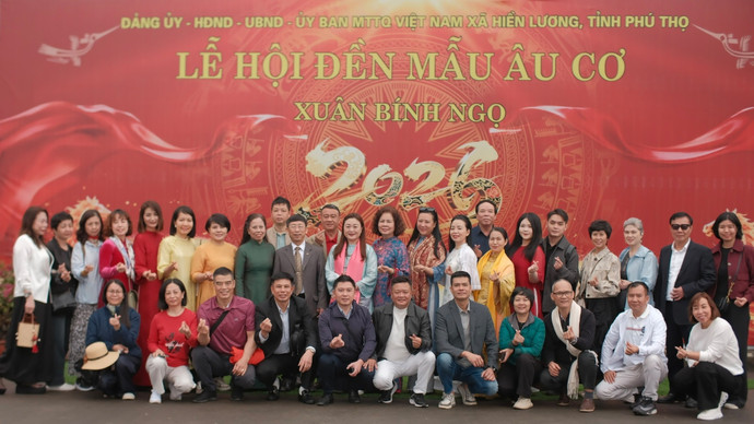 Đoàn doanh nhân VACOD - HBA hành trình về miền đất Tổ, dâng hương tưởng nhớ Tổ Mẫu Âu Cơ và các Vua Hùng