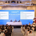 Toàn cảnh Đại hội đồng cổ đông bất thường của Eximbank