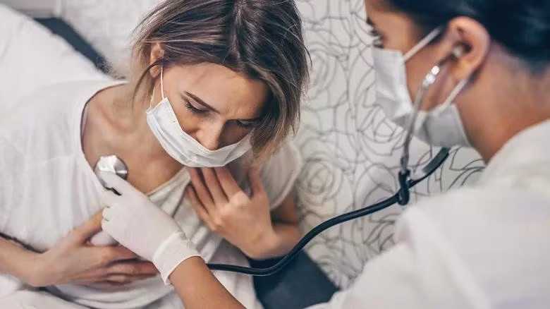 prolonged-stays-in-bed-may-increase-pneumonia-risk.jpg