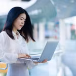 AI tạo sinh thay đổi công việc của phụ nữ: Cơ hội cho ai?