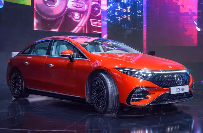 Sedan điện EQS của Mercedes-Benz tại Triển lãm ô tô Việt Nam 2022 ảnh 7 Sedan điện EQS của Mercedes-Benz