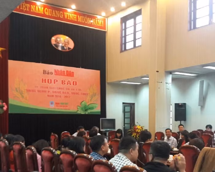 Trao giải cuộc thi viết về nông nghiệp, nông dân, nông thôn 2017
