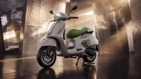 Vespa ra mắt xe tay ga giá 372 triệu đồng, chỉ có 4 chiếc bán tại Việt Nam