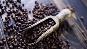 Giá nông sản hôm nay (19/10): Giá cà phê dao động trong khoảng 92.100 - 93.000 đồng/kg, hồ tiêu neo cao