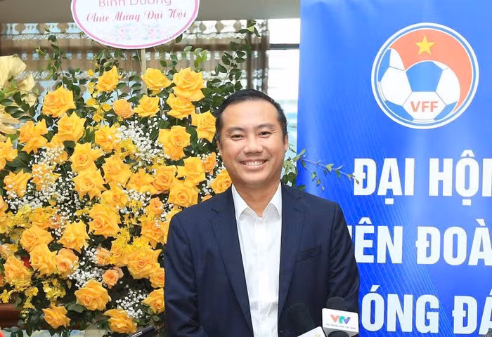 Ông Nguyễn Xuân Vũ tập trung tranh cử tại VFF
