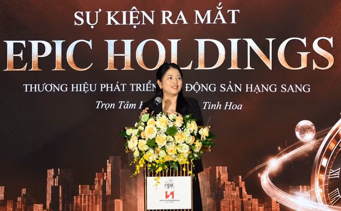 Chủ tịch HĐQT Công ty cổ phần Epic Holdings: Lương Hồng Anh phát biểu tại sự kiện