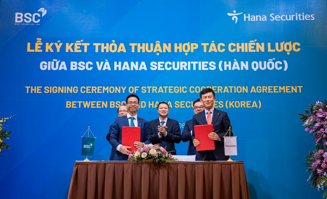 bsc-va-hsc-ky-thoa-thuan-hop-tac-chien-luoc.jpg