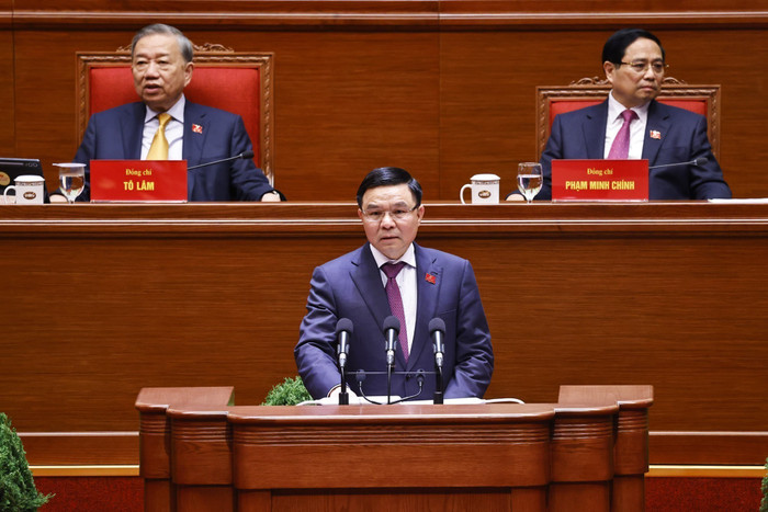 dong-chi-le-manh-hung-bi-thu-dang-uy-quyen-bo-truong-bo-cong-thuong-trinh-bay-tham-luan-tai-dai-hoi.jpg