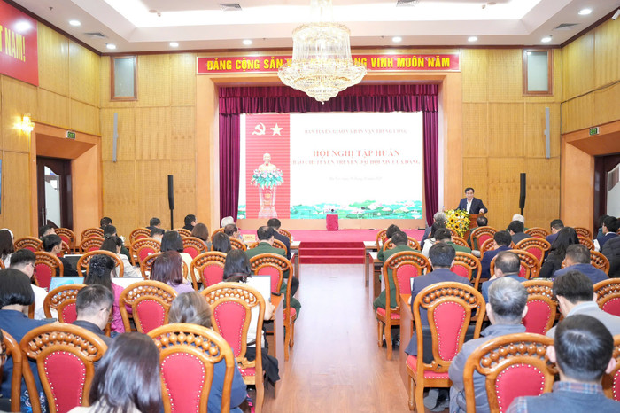 quang-canh-buoi-tap-huan.jpg