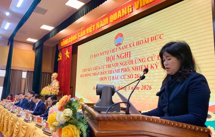 ba-le-thi-diem-chu-tich-thuong-truc-uy-ban-mttq-xa-hoai-duc-chu-tri-hoi-nghi.jpg.avif