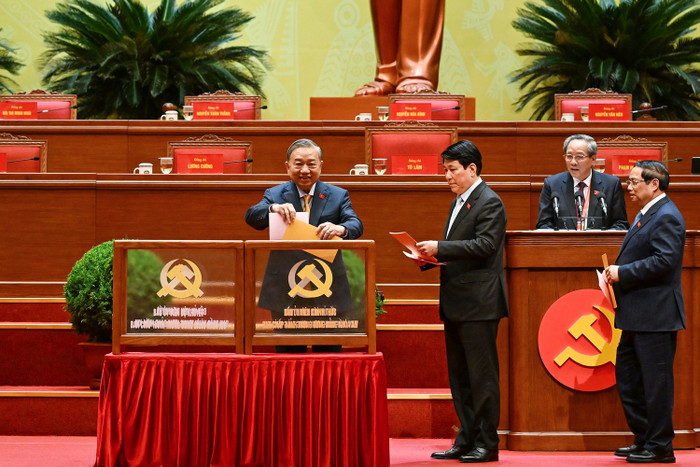 bo-phieu-bau-ban-chap-hanh-trung-uong.jpg