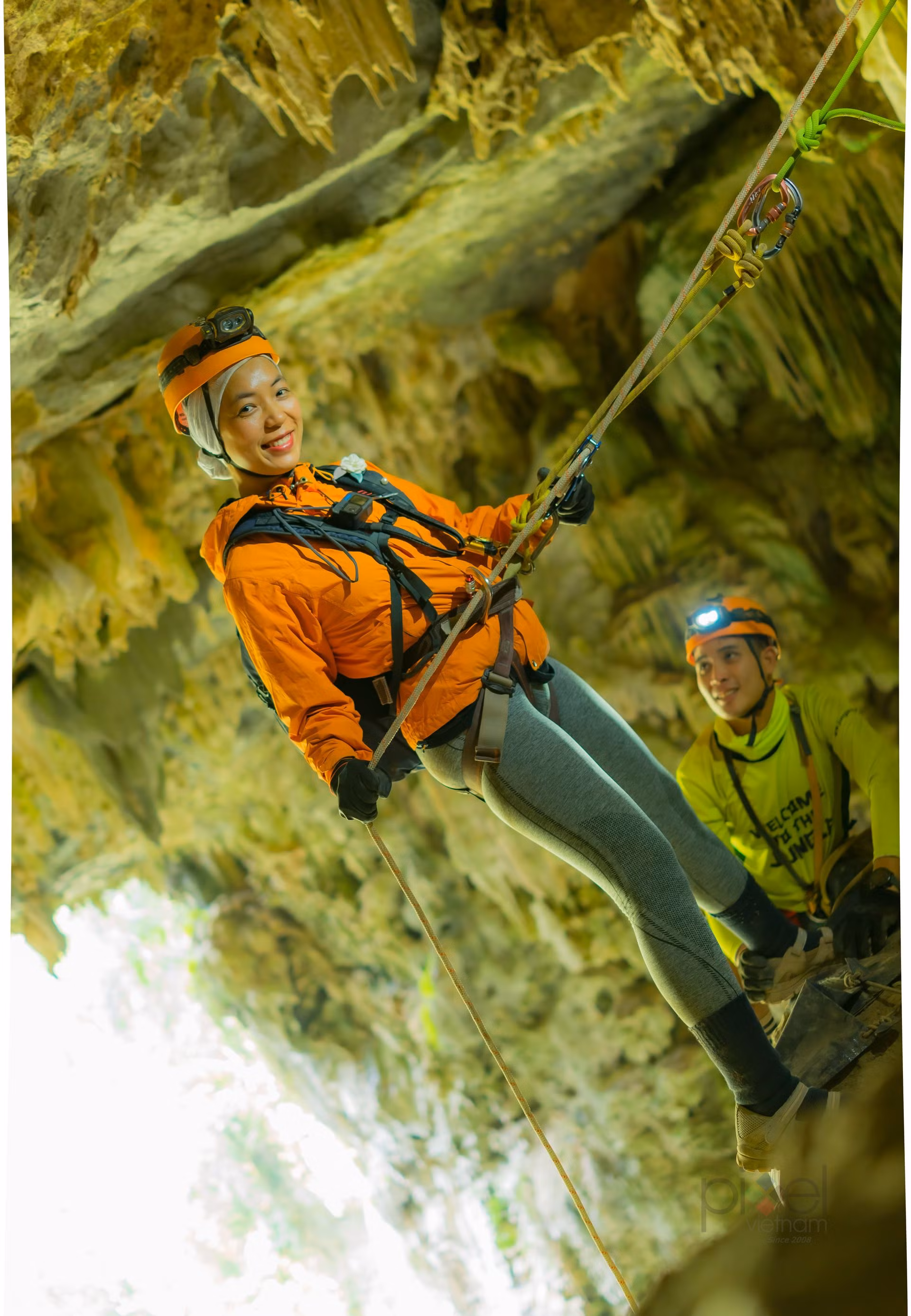 Đạo diễn Nguyễn Hoàng Điệp: Tôi sẽ đi vào rừng, đi lên núi! ảnh 1
