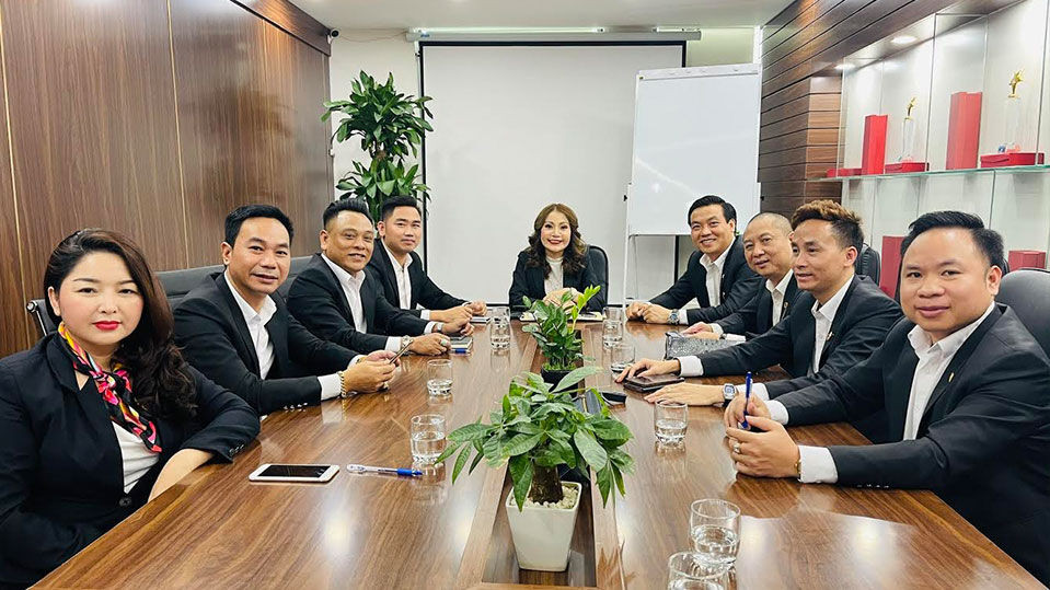 CEO Bất động sản Nhật Nam Vũ Thị Thúy: Đã làm lãnh đạo, đừng nghĩ mình là "phái yếu" ảnh 12