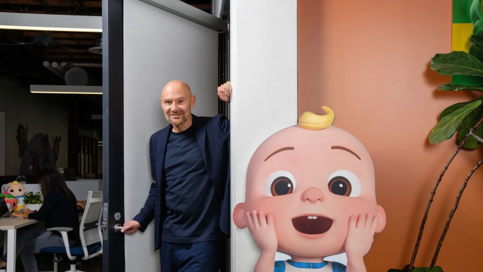 Một nhân vật khiến “ông lớn” Disney cũng phải mê mẩn: Từ kênh YouTube nhỏ đến thương hiệu 3 tỷ USD