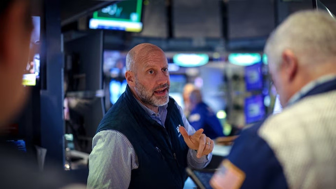 Chứng khoán Mỹ phục hồi, giá dầu giảm nhẹ 