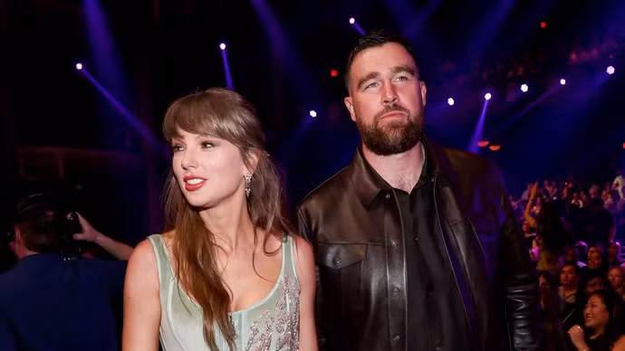 Taylor Swift và Travis Kelce