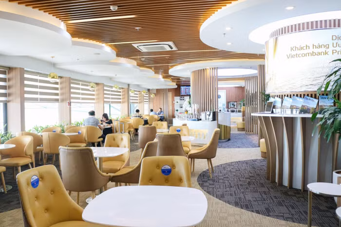 Phòng chờ Vietcombank Priority Lounge.jpg