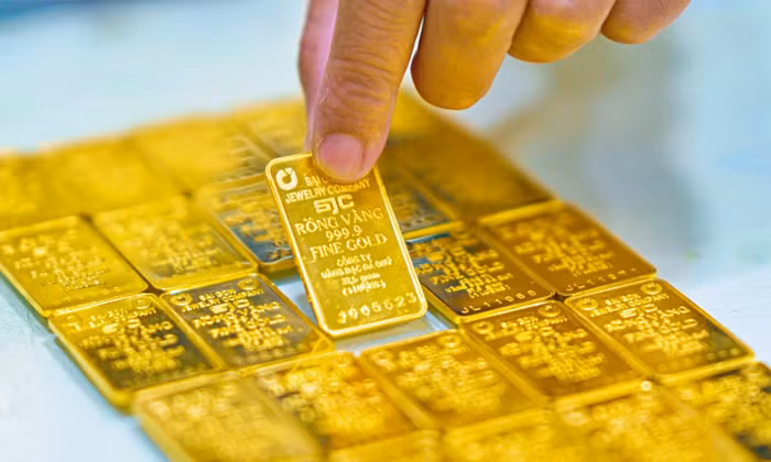 Vàng miếng SJC quay lại vùng giá 90 triệu đồng/lượng, đâu sẽ là "nước cờ mới" của Ngân hàng Nhà nước?