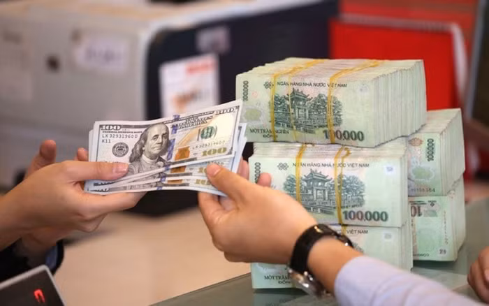 Tỷ giá đã qua "cơn sóng gió"