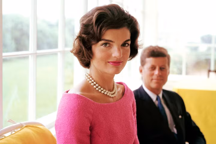 Những xu hướng thời trang mang đậm phong cách Đệ nhất Phu nhân Jackie O' (P1)