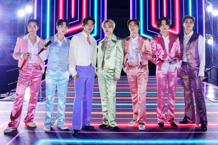 BTS Radio phá vỡ kỷ lục năm 2022 của Apple Music